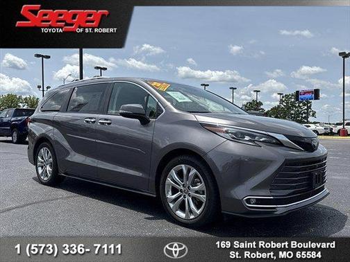 2022 Toyota Sienna Platinum 7 Passenger