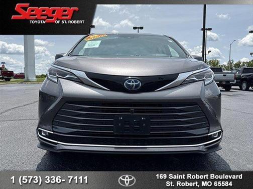 2022 Toyota Sienna Platinum 7 Passenger