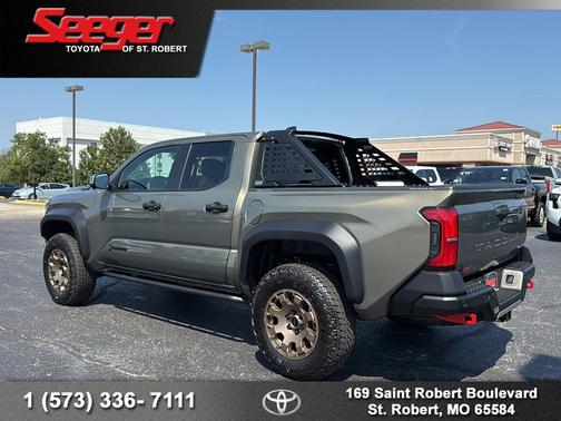 2025 Toyota Tacoma Hybrid Trailhunter
