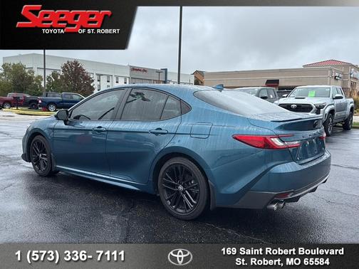 Ocean Gem 2025 Toyota Camry SE