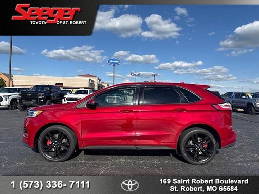 Rapid Red Metallic Tinted Clearcoat 2020 Ford Edge ST
