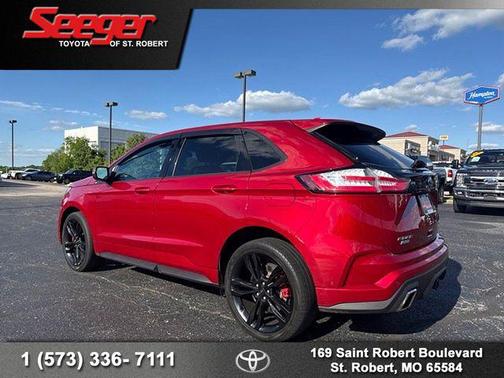 Rapid Red Metallic Tinted Clearcoat 2020 Ford Edge ST