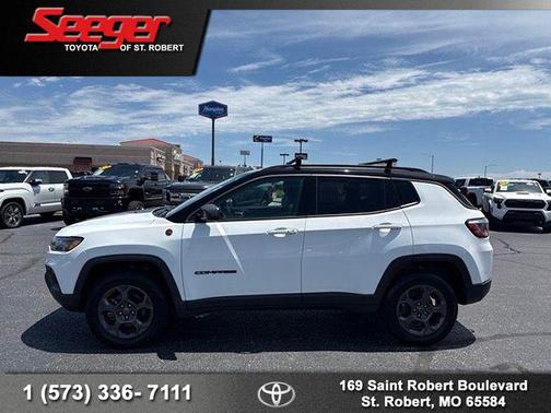 Bright White Clearcoat 2022 Jeep Compass Trailhawk