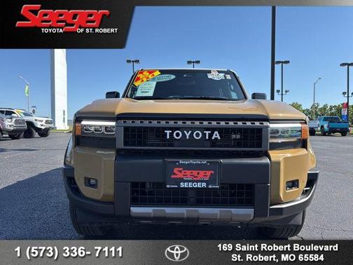Trail Dust/Gray Scape 2025 Toyota Land Cruiser Base