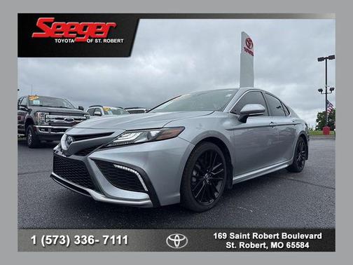 Celestial Silver Metallic 2024 Toyota Camry Hybrid SE