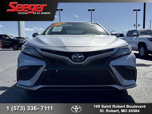 Celestial Silver Metallic 2024 Toyota Camry Hybrid SE