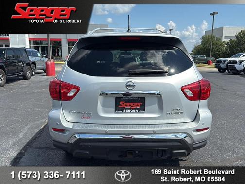 2018 Nissan Pathfinder Platinum