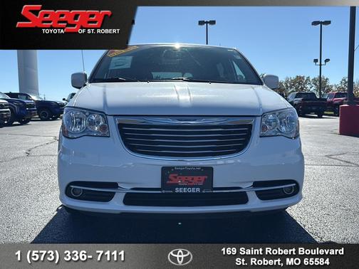 2015 Chrysler Town & Country Touring