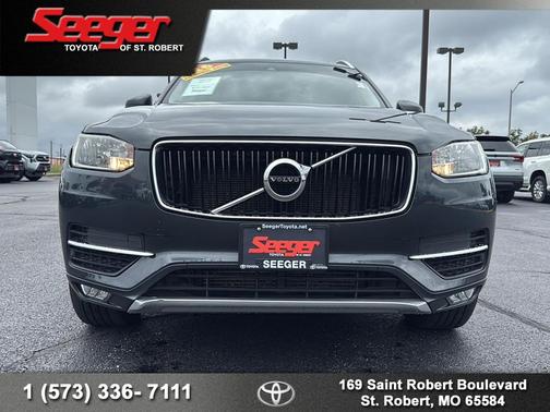 2016 Volvo XC90 T6 Momentum