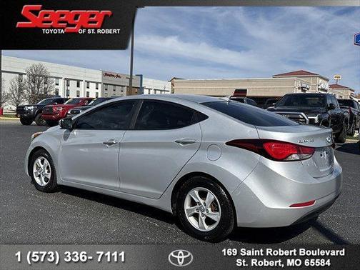 2015 Hyundai ELANTRA SE
