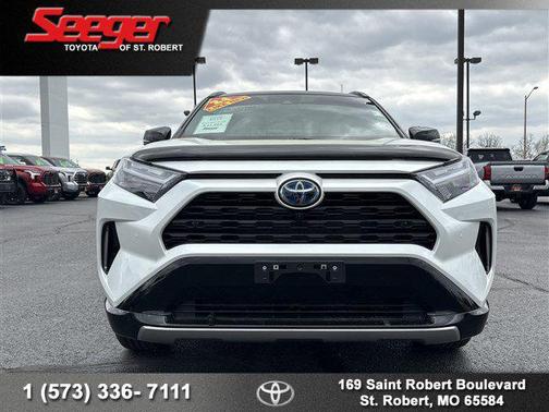 2024 Toyota RAV4 Hybrid SE
