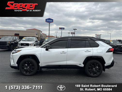 2024 Toyota RAV4 Hybrid SE