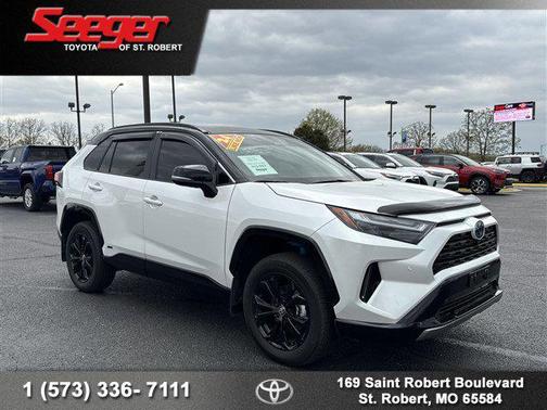 2024 Toyota RAV4 Hybrid SE