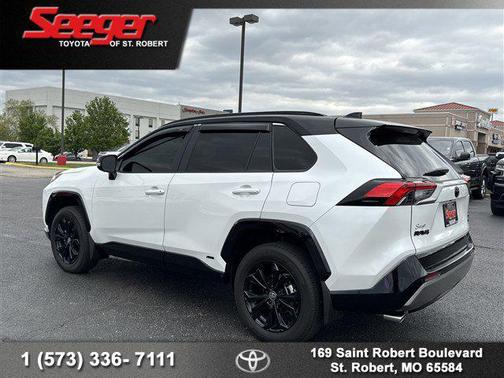 2024 Toyota RAV4 Hybrid SE