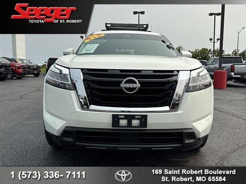 2022 Nissan Pathfinder SV 4WD