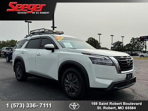 2022 Nissan Pathfinder SV 4WD