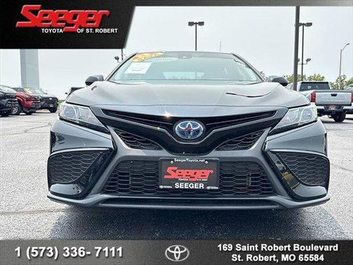 2023 Toyota Camry SE