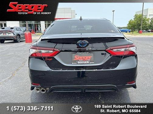 2023 Toyota Camry SE