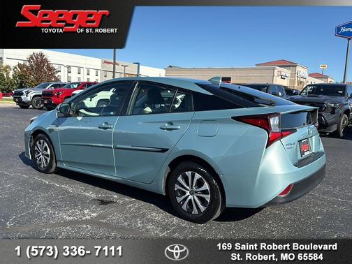 2021 Toyota Prius XLE