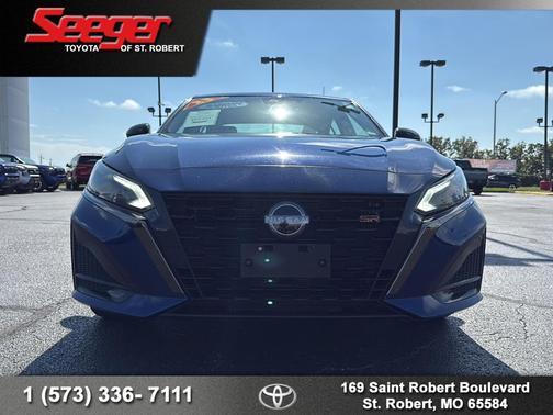 2023 Nissan Altima SR FWD