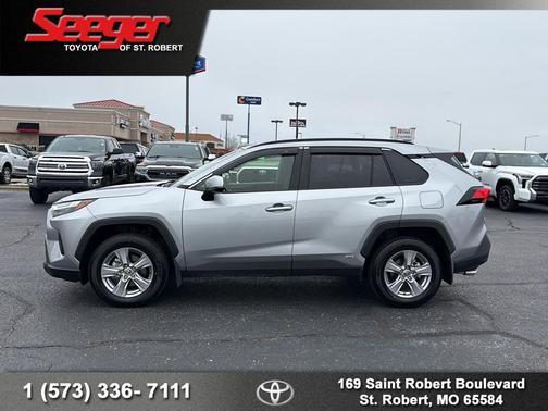 2025 Toyota RAV4 Hybrid XLE