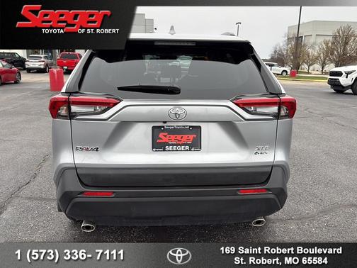 2025 Toyota RAV4 Hybrid XLE