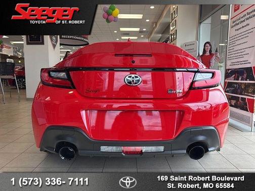 Track bRed 2026 Toyota GR86 Premium