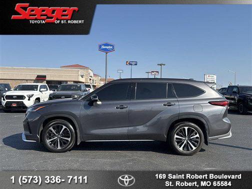 2022 Toyota Highlander XSE