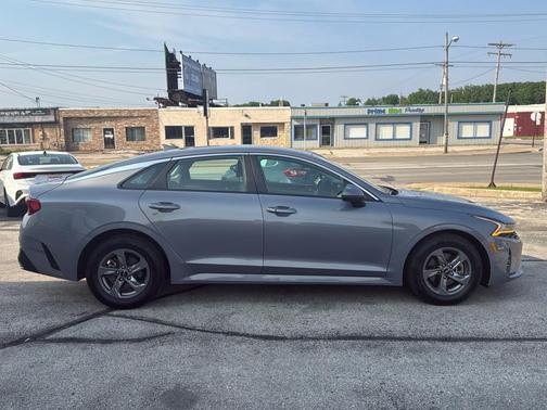 2023 Kia K5 LXS
