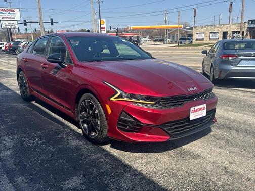 2022 Kia K5 GT-Line