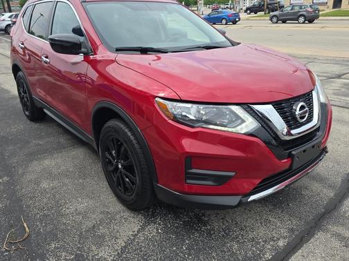 2017 Nissan Rogue SV