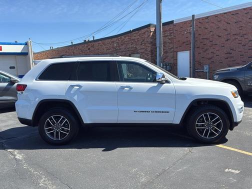 2022 Jeep Grand Cherokee WK Limited