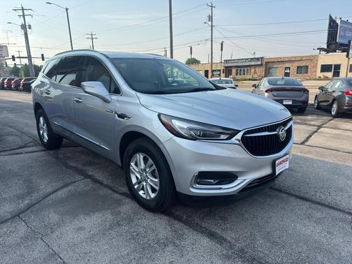 2020 Buick Enclave Essence
