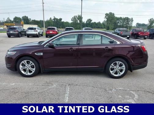 2018 Ford Taurus SEL
