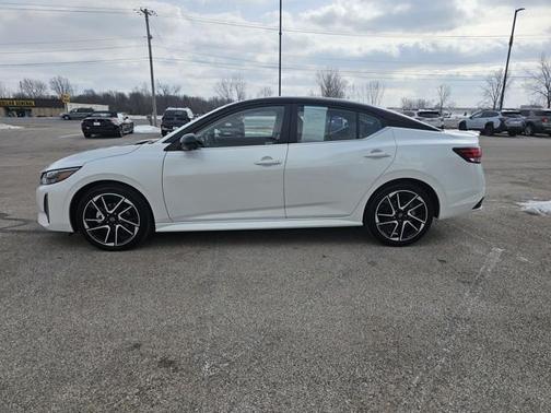 2025 Nissan Sentra SR