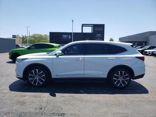 Platinum White Pearl 2023 Acura MDX Technology Package