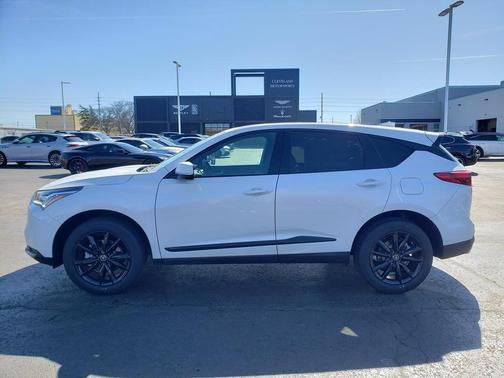 White / Black 2026 Acura RDX Base
