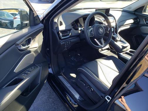 2025 Acura RDX Advance Package