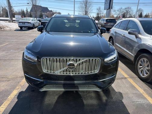 2019 Volvo XC90 T6 Inscription