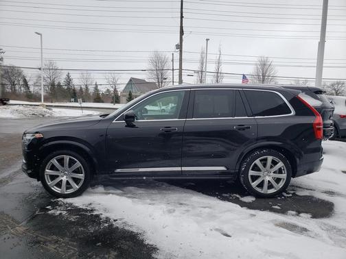 2019 Volvo XC90 T6 Inscription