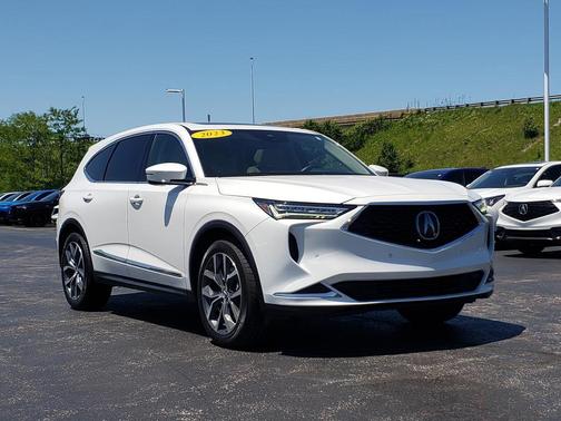 Platinum White Pearl 2023 Acura MDX Technology Package
