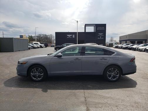 Urban Gray Pearl 2025 Honda Accord Hybrid EX-L