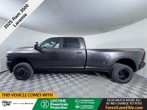 2025 RAM 3500 Laramie Crew Cab 4x4 8' Box