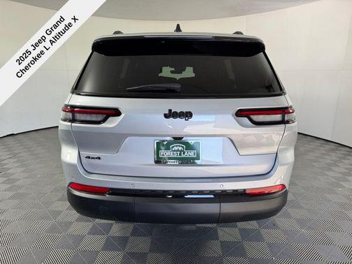 2025 Jeep Grand Cherokee L Altitude