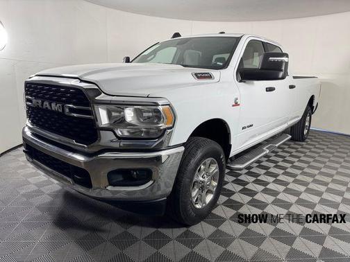 2024 RAM 3500 Big Horn Crew Cab 4x4 8' Box