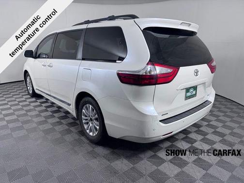 2016 Toyota Sienna XLE Premium