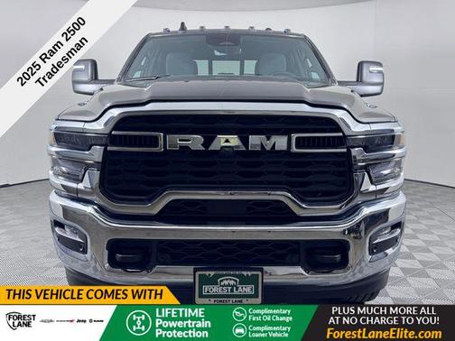 2025 RAM 2500 Tradesman Crew Cab 4x4 6'4' Box