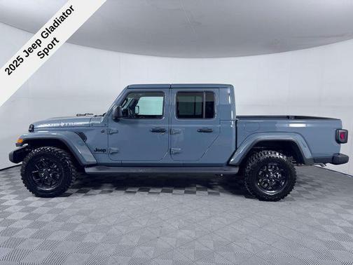 2025 Jeep Gladiator Sport