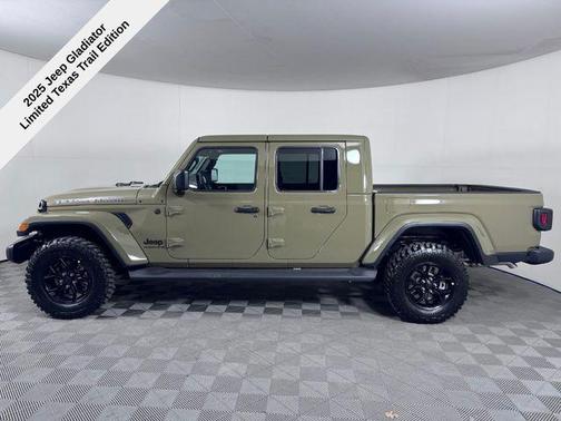 2025 Jeep Gladiator Sport