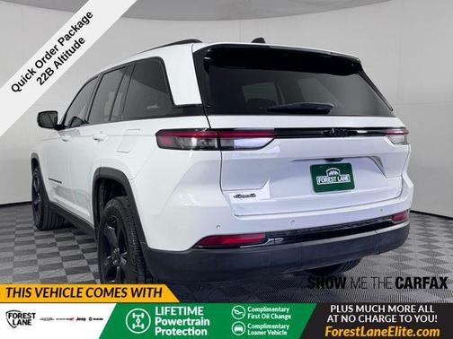 2022 Jeep Grand Cherokee Altitude